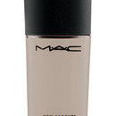 MAC Nail Lacquer in Oyster Shell