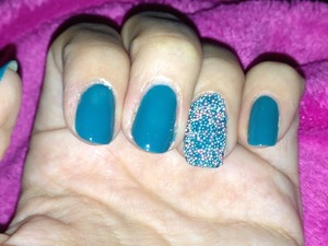 Simple teal green with mua nail glitter balls!! 