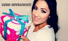 LUSH GIVEAWAY 2013! ♡ Happy Holidays!!