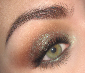 Here is the tutorial for this look :
http://www.youtube.com/watch?v=TjX03JObiAY&feature=youtu.be