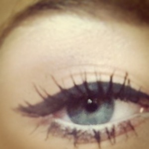 #eye #eyeliner #blue 