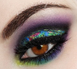 We can't stop staring at this stunning Black Opal look from Bows and Curtseys. Check out her full post and products used here: http://www.bowsandcurtseys.com/2013/12/black-opal.html