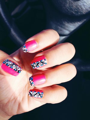 Easy tribal print nails 