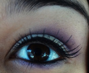 Cut crease purple