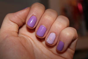 Essie's 'Play Date' & 'To Buy Or Not To Buy'.
