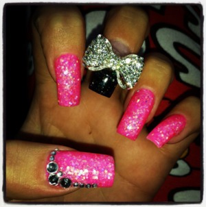 Pink glitter & black with diamontes & big bow :)