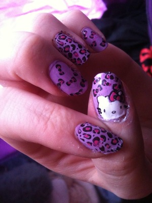 Hello kitty nails :).