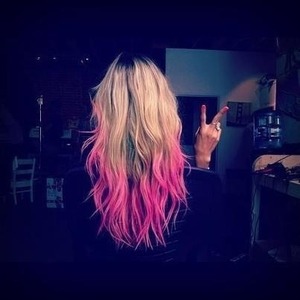 Pink tips. Want. 