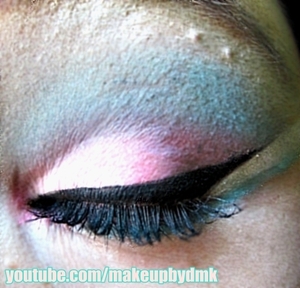 Tutorial Here: http://www.youtube.com/watch?v=2xxV_1q66xc&feature=g-upl