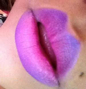 Purple to pink ombre lips