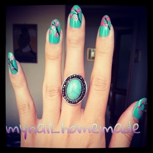follow me on instagram : mynail_homemade, for news, info and more nailart. 