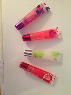 In case your wondering, I got these from Bath and Bodyworks!!! 👄