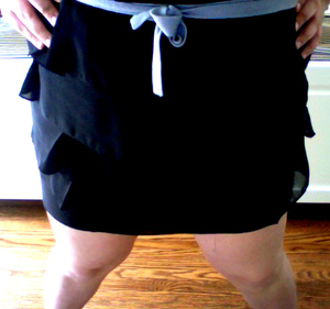 old photo of a gorgeous skirt i got for like five bucks at walmart! fit very well, super comfortable, until i started gaining a lot of weight and it started ripping (that's when you know to go up a few sizes! haha)