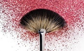How to wash your makeup brushes!