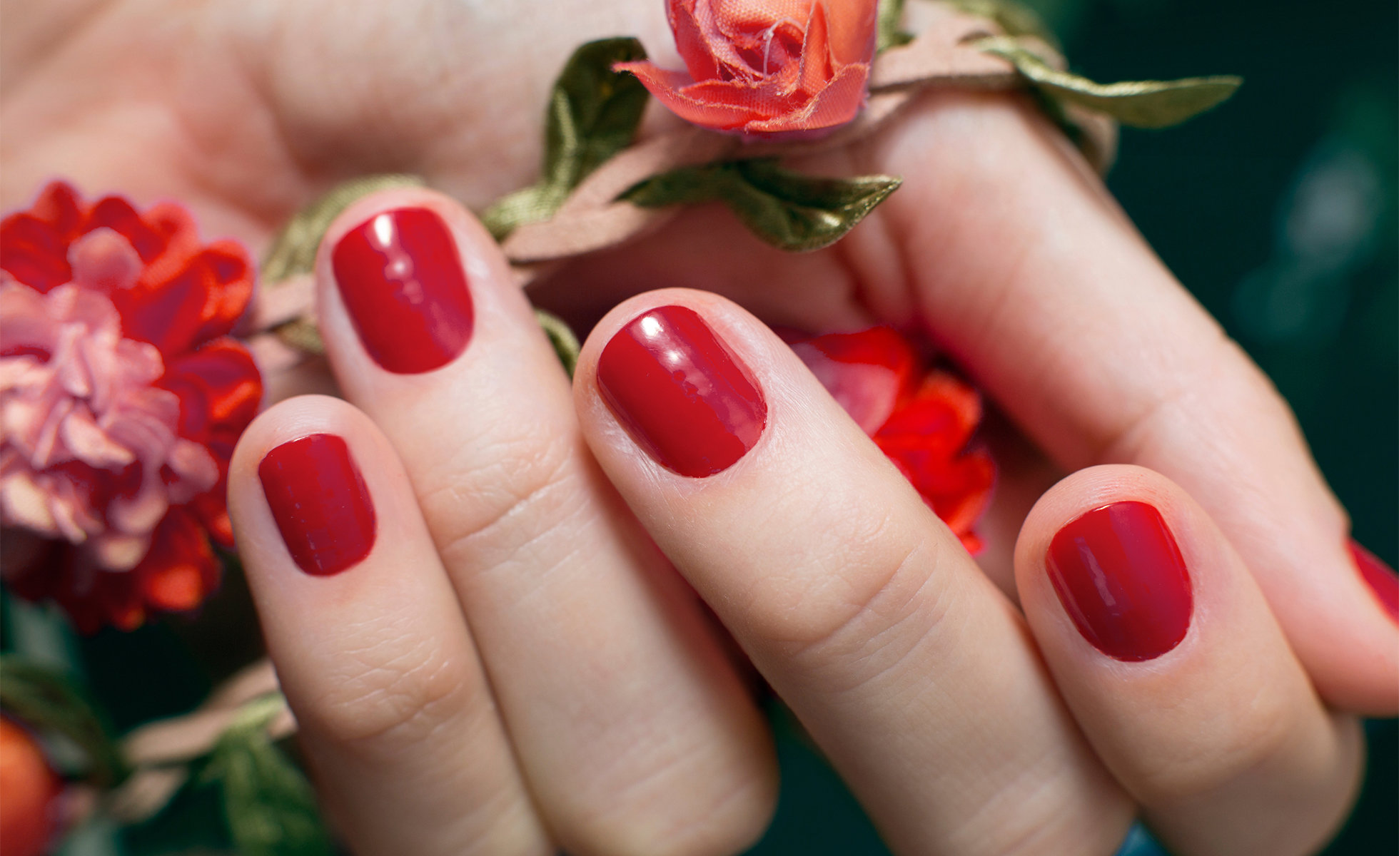 Using white chrome on a vibrant red color from rosalind ✨❤️ #chromenai... |  Chrome Gel Nails | TikTok