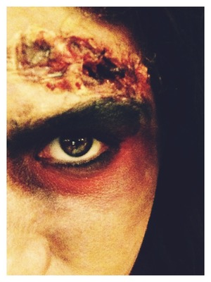 Zombie halloween makeup. 