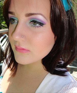 I used the BH Cosmetics 120 Color Palette 2nd Edition for this look. For the full product list and more pictures please visit my blog: http://facesbyjeanine.blogspot.com/2012/06/fotd-mint-and-purples.html