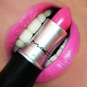  Max lipstick 💋