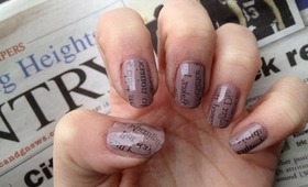 Vintage Newspaper Nails