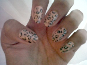 leopard print nails.