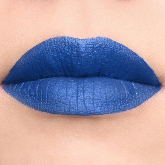 blue lip color