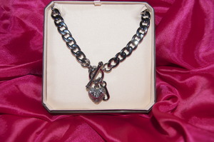 Juicy Couture, YJRU3558, N-Pave Heart
(A Gift From Randy Franceen & Baby Elijah)