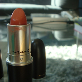 Lipsticks & Glosses