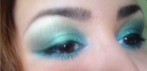 Yes im lovin my blues and greens this summer 