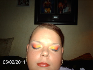 tropical inspired make up look x