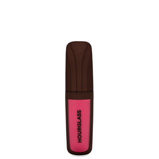 hourglass-opaque-rouge-liquid-lipstick
