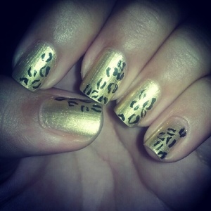 Simple golden leopard 