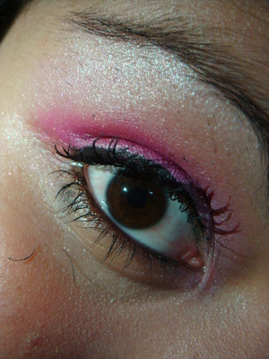 my eyes with this lovely fucsia color love love love