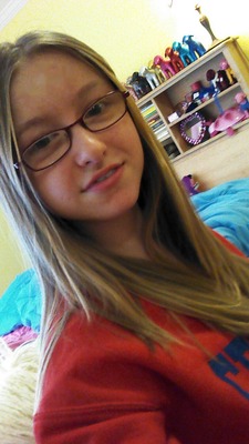 Chloe H.