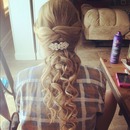 cute prom hairstyle 