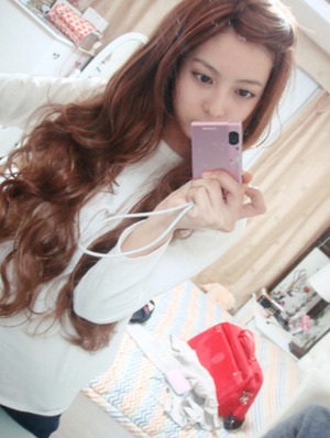 sigh* gonna to work , curly hairstyle today ??