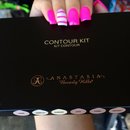 Anastasia contour kit // hot pink nails