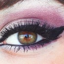 Purple eyemakeup