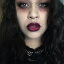 Vamp Halloween makeup