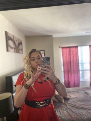 Nikki G.