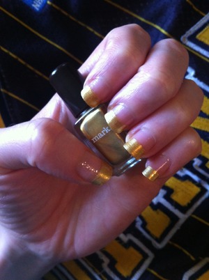 Gold tips w/ mark. Nailed It Mini Trend Marrakesh collection in Saffron
