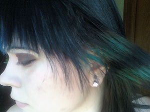 The green turned out darker then I wanted =/