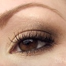 Neutral Eye using Tarte Cosmetics Beauty & the Box "In The Buff" Quad