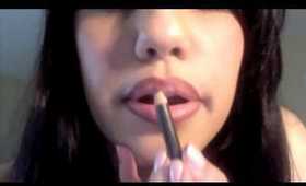 How to Contour Your Lips