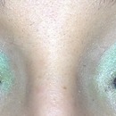 green blue eye make up 