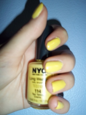 Ulta Professional in Base Coat
 NYC Long Wearing in 114 Taxi Yellow Creme
NYC Long Wearing in 271 Extra Shiny Top Coat 