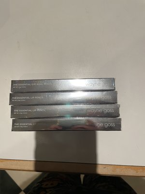 Photo of product included with review by Siyin  P.