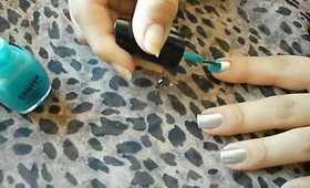 Cool Blueberry nails! Tutorial