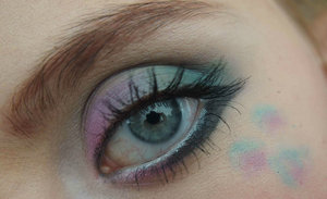 This is my Monster's Inc. inspired eye makeup that I wore today! 