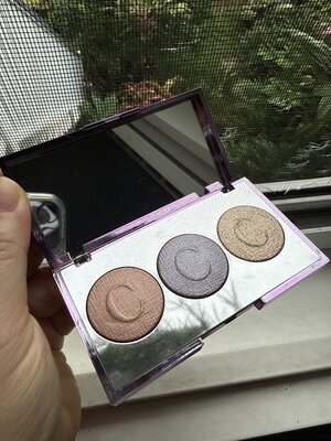 Photo of product included with review by Camille  L.