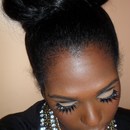 Melody Thornton Makeup Look "Someone to believe" 